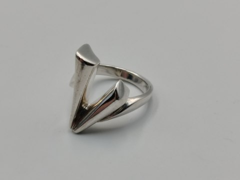 Piękny srebrny autorski damski pierścionek r.13 srebro 925 biżuteria