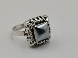 Piękny stary damski srebrny pierścionek HEMATYT srebro 925 r.16 VINTAGE