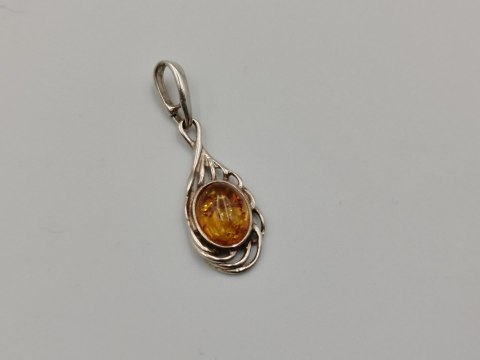 Piękny stary srebrny damski wisiorek/zawieszka BURSZTYN biżuteria VINTAGE