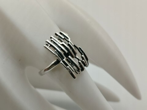 Stary srebrny ażurowy modernistyczny pierścionek r.17 biżuteria VINTAGE