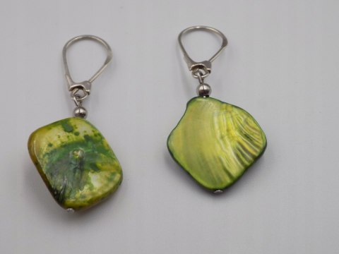 Stare srebrne kolczyki limonkowo-zielone, masa perłowa VINTAGE biżuteria
