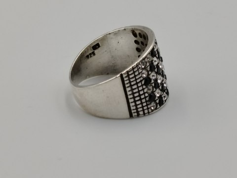 Stary piękny srebrny pierścionek/obrączka CYRKONIE r. 12 srebro 925 VINTAGE