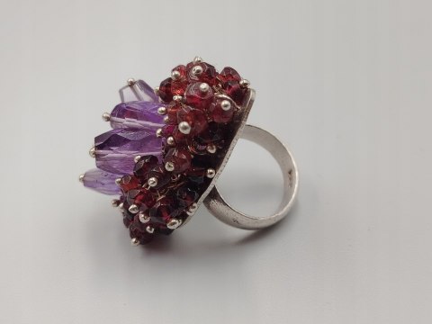 Stary srebrny damski pierścionek GRANATY / AMETYST r.13 VINTAGE biżuteria