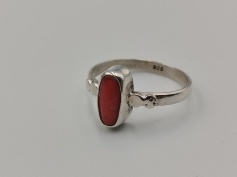 Stary srebrny damski pierścionek KORAL r. 13 srebro 925 biżuteria VINTAGE