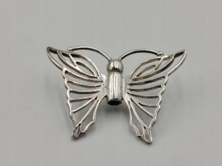 Stary srebrny damski wisiorek/zawieszka ażurowa MOTYL biżuteria VINTAGE