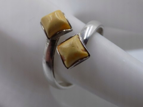 Piękny stary srebrny damski pierścionek BURSZTYN roz.18 biżuteria VINTAGE