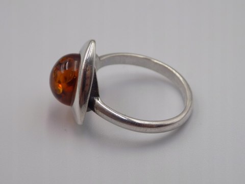 Piękny stary srebrny damski pierścionek BURSZTYN roz.19 biżuteria VINTAGE