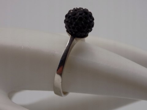 Stary srebrny pierścionek czarna KULA cyrkonie roz.12 biżuteria VINTAGE