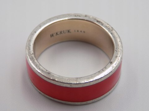 Srebrna obrączka W. Kruk - emalia czerwona roz. 17/18 srebro 925 biżuteria