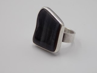 Stary damski srebrny pierścionek ONYKS PASIASTY roz. 13 srebro VINTAGE