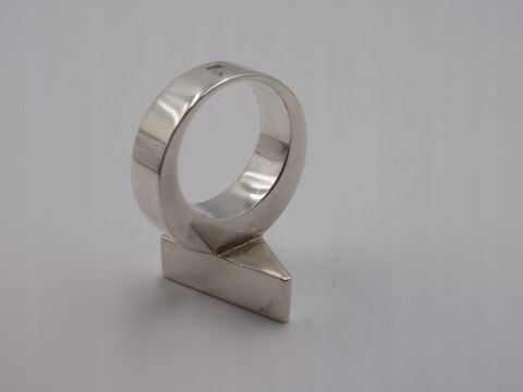 Stary, piękny, masywny srebrny pierścionek roz. 17 srebro VINTAGE biżuteria