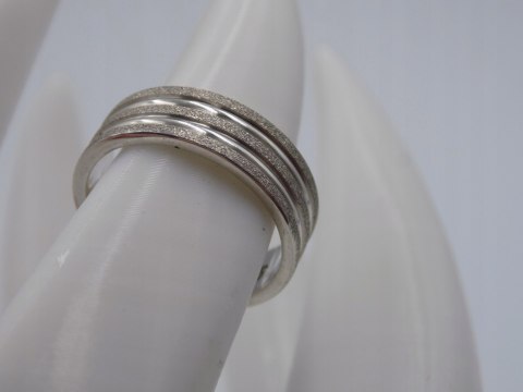 Stary, srebrny, damski, piękny pierścionek/obrączka roz. 9 srebro VINTAGE