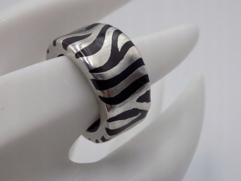 Stary, srebrny, damski pierścionek/obrączka AKRYL roz. 16/17 srebro VINTAGE