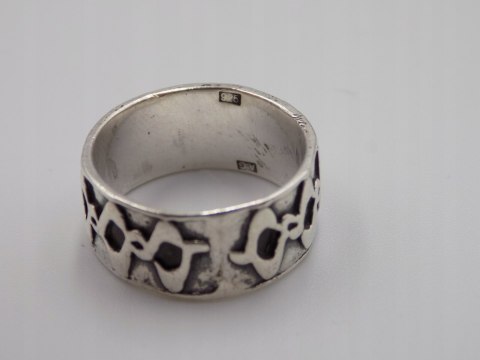 Stary srebrny piękny pierścionek obrączka WZOREK roz. 13/14 srebro VINTAGE