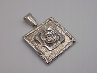 Stary, srebrny, wisiorek / zawieszka RÓŻA srebro 925 VINTAGE biżuteria