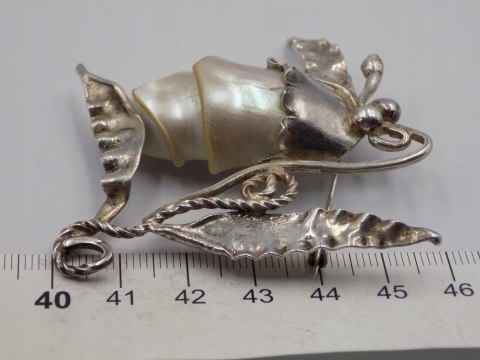 Piękna, stara, damska, duża, srebrna broszka RÓŻA-MASA PERŁOWA - srebro 925