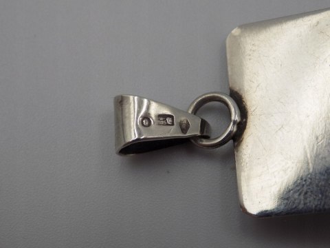 Piękny, damski srebrny wisiorek, zawieszka LISTEK - srebro 925 - w: 8,88 g.