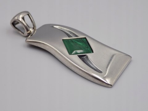 Piękny, damski srebrny wisiorek, zawieszka z malachitem - srebro 925