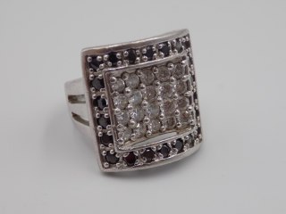 Piękny, duży, srebrny pierścionek z cyrkoniami - srebro 925 roz. 17