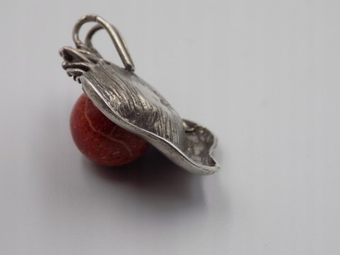 Piękny, stary, damski, srebrny wisiorek / zawieszka KORALOWIEC - srebro 925