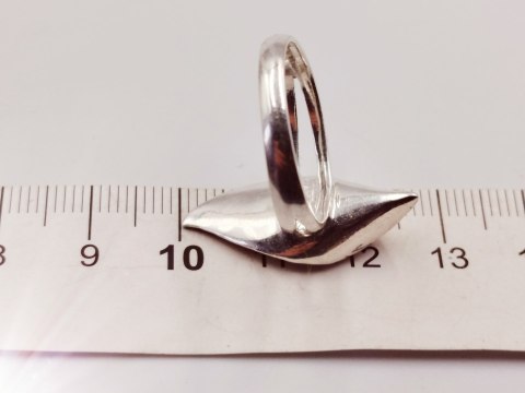 Piękny srebrny damski pierścionek LIŚĆ+PERŁA r.18/19 biżuteria VINTAGE