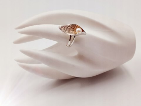 Piękny srebrny damski pierścionek LIŚĆ+PERŁA r.18/19 biżuteria VINTAGE