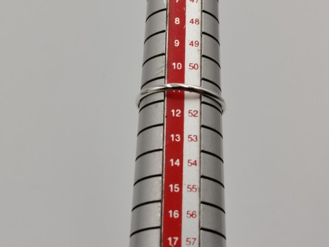 Piękny srebrny damski pierścionek KULA CYRKONIE multikolor r.11 biżuteria